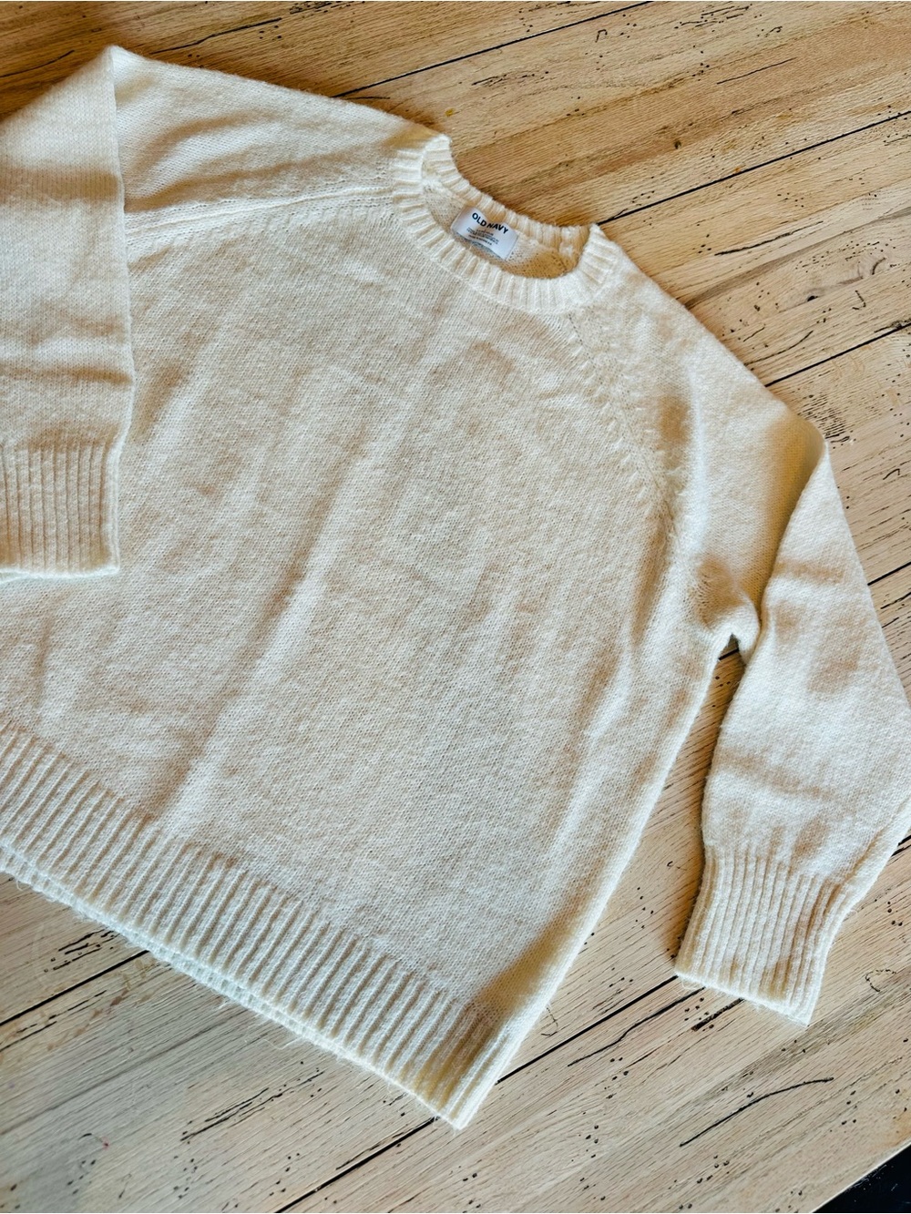 Old Navy Cream Crewneck Sweater